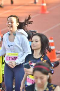 BIB: 
                            <button type="button" onclick="openModal(3548086)" class="btn btn-primary btn-sm float-right btn-popup" data-toggle="modal" data-target=".modal-high-quality">
                        <i class="fas fa-shopping-cart"></i> Add to Cart
                    </button>
                                            <button type="button" onclick="isThisMe(3548086, true)" class="btn btn-success btn-sm float-right btn-popup btn-isme hidden" data-toggle="tooltip" data-placement="bottom" title="นี่คือรูปของคุณใช่ไหม คลิกที่นี่เพื่อเอาเข้าอัลบั้ม">
                        <i class="fas fa-plus"></i> Add to album
                    </button>
                    <button type="button" onclick="isThisMe(3548086, false)" class="btn btn-warning btn-sm float-right btn-popup btn-isnotme hidden">
                        <i class="fas fa-ban"></i> Remove from album
                    </button>