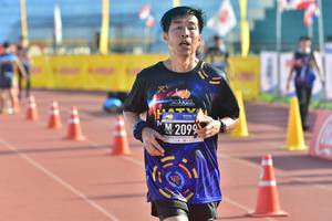 BIB: 209
                            <button type="button" onclick="openModal(3558118)" class="btn btn-primary btn-sm float-right btn-popup" data-toggle="modal" data-target=".modal-high-quality">
                        <i class="fas fa-shopping-cart"></i> Add to Cart
                    </button>
                                            <button type="button" onclick="isThisMe(3558118, true)" class="btn btn-success btn-sm float-right btn-popup btn-isme hidden" data-toggle="tooltip" data-placement="bottom" title="นี่คือรูปของคุณใช่ไหม คลิกที่นี่เพื่อเอาเข้าอัลบั้ม">
                        <i class="fas fa-plus"></i> Add to album
                    </button>
                    <button type="button" onclick="isThisMe(3558118, false)" class="btn btn-warning btn-sm float-right btn-popup btn-isnotme hidden">
                        <i class="fas fa-ban"></i> Remove from album
                    </button>