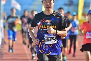 BIB: 253
                            <button type="button" onclick="openModal(3556022)" class="btn btn-primary btn-sm float-right btn-popup" data-toggle="modal" data-target=".modal-high-quality">
                        <i class="fas fa-shopping-cart"></i> Add to Cart
                    </button>
                                            <button type="button" onclick="isThisMe(3556022, true)" class="btn btn-success btn-sm float-right btn-popup btn-isme hidden" data-toggle="tooltip" data-placement="bottom" title="นี่คือรูปของคุณใช่ไหม คลิกที่นี่เพื่อเอาเข้าอัลบั้ม">
                        <i class="fas fa-plus"></i> Add to album
                    </button>
                    <button type="button" onclick="isThisMe(3556022, false)" class="btn btn-warning btn-sm float-right btn-popup btn-isnotme hidden">
                        <i class="fas fa-ban"></i> Remove from album
                    </button>