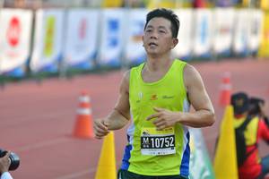 BIB: 10752
                            <button type="button" onclick="openModal(3537439)" class="btn btn-primary btn-sm float-right btn-popup" data-toggle="modal" data-target=".modal-high-quality">
                        <i class="fas fa-shopping-cart"></i> Add to Cart
                    </button>
                                            <button type="button" onclick="isThisMe(3537439, true)" class="btn btn-success btn-sm float-right btn-popup btn-isme hidden" data-toggle="tooltip" data-placement="bottom" title="นี่คือรูปของคุณใช่ไหม คลิกที่นี่เพื่อเอาเข้าอัลบั้ม">
                        <i class="fas fa-plus"></i> Add to album
                    </button>
                    <button type="button" onclick="isThisMe(3537439, false)" class="btn btn-warning btn-sm float-right btn-popup btn-isnotme hidden">
                        <i class="fas fa-ban"></i> Remove from album
                    </button>