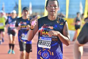 BIB: 21322
                            <button type="button" onclick="openModal(3553293)" class="btn btn-primary btn-sm float-right btn-popup" data-toggle="modal" data-target=".modal-high-quality">
                        <i class="fas fa-shopping-cart"></i> Add to Cart
                    </button>
                                            <button type="button" onclick="isThisMe(3553293, true)" class="btn btn-success btn-sm float-right btn-popup btn-isme hidden" data-toggle="tooltip" data-placement="bottom" title="นี่คือรูปของคุณใช่ไหม คลิกที่นี่เพื่อเอาเข้าอัลบั้ม">
                        <i class="fas fa-plus"></i> Add to album
                    </button>
                    <button type="button" onclick="isThisMe(3553293, false)" class="btn btn-warning btn-sm float-right btn-popup btn-isnotme hidden">
                        <i class="fas fa-ban"></i> Remove from album
                    </button>