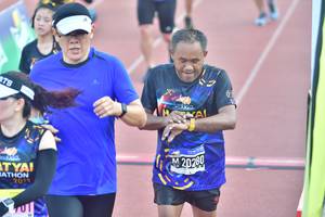 BIB: 2012, 
                            <button type="button" onclick="openModal(3540420)" class="btn btn-primary btn-sm float-right btn-popup" data-toggle="modal" data-target=".modal-high-quality">
                        <i class="fas fa-shopping-cart"></i> Add to Cart
                    </button>
                                            <button type="button" onclick="isThisMe(3540420, true)" class="btn btn-success btn-sm float-right btn-popup btn-isme hidden" data-toggle="tooltip" data-placement="bottom" title="นี่คือรูปของคุณใช่ไหม คลิกที่นี่เพื่อเอาเข้าอัลบั้ม">
                        <i class="fas fa-plus"></i> Add to album
                    </button>
                    <button type="button" onclick="isThisMe(3540420, false)" class="btn btn-warning btn-sm float-right btn-popup btn-isnotme hidden">
                        <i class="fas fa-ban"></i> Remove from album
                    </button>