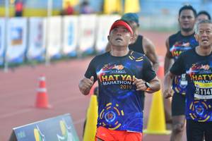 BIB: 2019, 1141
                            <button type="button" onclick="openModal(3536387)" class="btn btn-primary btn-sm float-right btn-popup" data-toggle="modal" data-target=".modal-high-quality">
                        <i class="fas fa-shopping-cart"></i> Add to Cart
                    </button>
                                            <button type="button" onclick="isThisMe(3536387, true)" class="btn btn-success btn-sm float-right btn-popup btn-isme hidden" data-toggle="tooltip" data-placement="bottom" title="นี่คือรูปของคุณใช่ไหม คลิกที่นี่เพื่อเอาเข้าอัลบั้ม">
                        <i class="fas fa-plus"></i> Add to album
                    </button>
                    <button type="button" onclick="isThisMe(3536387, false)" class="btn btn-warning btn-sm float-right btn-popup btn-isnotme hidden">
                        <i class="fas fa-ban"></i> Remove from album
                    </button>