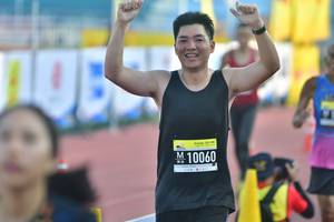 BIB: 10060
                            <button type="button" onclick="openModal(3539463)" class="btn btn-primary btn-sm float-right btn-popup" data-toggle="modal" data-target=".modal-high-quality">
                        <i class="fas fa-shopping-cart"></i> Add to Cart
                    </button>
                                            <button type="button" onclick="isThisMe(3539463, true)" class="btn btn-success btn-sm float-right btn-popup btn-isme hidden" data-toggle="tooltip" data-placement="bottom" title="นี่คือรูปของคุณใช่ไหม คลิกที่นี่เพื่อเอาเข้าอัลบั้ม">
                        <i class="fas fa-plus"></i> Add to album
                    </button>
                    <button type="button" onclick="isThisMe(3539463, false)" class="btn btn-warning btn-sm float-right btn-popup btn-isnotme hidden">
                        <i class="fas fa-ban"></i> Remove from album
                    </button>