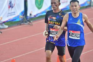 BIB: 40208, 
                            <button type="button" onclick="openModal(3539259)" class="btn btn-primary btn-sm float-right btn-popup" data-toggle="modal" data-target=".modal-high-quality">
                        <i class="fas fa-shopping-cart"></i> Add to Cart
                    </button>
                                            <button type="button" onclick="isThisMe(3539259, true)" class="btn btn-success btn-sm float-right btn-popup btn-isme hidden" data-toggle="tooltip" data-placement="bottom" title="นี่คือรูปของคุณใช่ไหม คลิกที่นี่เพื่อเอาเข้าอัลบั้ม">
                        <i class="fas fa-plus"></i> Add to album
                    </button>
                    <button type="button" onclick="isThisMe(3539259, false)" class="btn btn-warning btn-sm float-right btn-popup btn-isnotme hidden">
                        <i class="fas fa-ban"></i> Remove from album
                    </button>