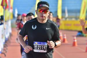 BIB: 192
                            <button type="button" onclick="openModal(3574440)" class="btn btn-primary btn-sm float-right btn-popup" data-toggle="modal" data-target=".modal-high-quality">
                        <i class="fas fa-shopping-cart"></i> Add to Cart
                    </button>
                                            <button type="button" onclick="isThisMe(3574440, true)" class="btn btn-success btn-sm float-right btn-popup btn-isme hidden" data-toggle="tooltip" data-placement="bottom" title="นี่คือรูปของคุณใช่ไหม คลิกที่นี่เพื่อเอาเข้าอัลบั้ม">
                        <i class="fas fa-plus"></i> Add to album
                    </button>
                    <button type="button" onclick="isThisMe(3574440, false)" class="btn btn-warning btn-sm float-right btn-popup btn-isnotme hidden">
                        <i class="fas fa-ban"></i> Remove from album
                    </button>