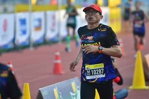 BIB: 110287
                            <button type="button" onclick="openModal(3532613)" class="btn btn-primary btn-sm float-right btn-popup" data-toggle="modal" data-target=".modal-high-quality">
                        <i class="fas fa-shopping-cart"></i> Add to Cart
                    </button>
                                            <button type="button" onclick="isThisMe(3532613, true)" class="btn btn-success btn-sm float-right btn-popup btn-isme hidden" data-toggle="tooltip" data-placement="bottom" title="นี่คือรูปของคุณใช่ไหม คลิกที่นี่เพื่อเอาเข้าอัลบั้ม">
                        <i class="fas fa-plus"></i> Add to album
                    </button>
                    <button type="button" onclick="isThisMe(3532613, false)" class="btn btn-warning btn-sm float-right btn-popup btn-isnotme hidden">
                        <i class="fas fa-ban"></i> Remove from album
                    </button>