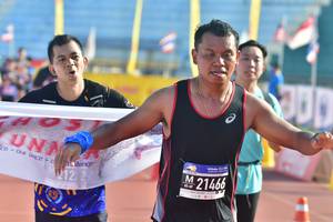 BIB: 122, 21466, 
                            <button type="button" onclick="openModal(3570707)" class="btn btn-primary btn-sm float-right btn-popup" data-toggle="modal" data-target=".modal-high-quality">
                        <i class="fas fa-shopping-cart"></i> Add to Cart
                    </button>
                                            <button type="button" onclick="isThisMe(3570707, true)" class="btn btn-success btn-sm float-right btn-popup btn-isme hidden" data-toggle="tooltip" data-placement="bottom" title="นี่คือรูปของคุณใช่ไหม คลิกที่นี่เพื่อเอาเข้าอัลบั้ม">
                        <i class="fas fa-plus"></i> Add to album
                    </button>
                    <button type="button" onclick="isThisMe(3570707, false)" class="btn btn-warning btn-sm float-right btn-popup btn-isnotme hidden">
                        <i class="fas fa-ban"></i> Remove from album
                    </button>