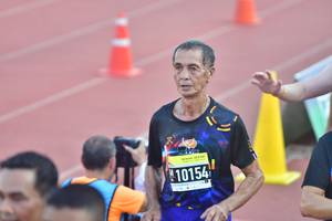 BIB: 10154
                            <button type="button" onclick="openModal(3537310)" class="btn btn-primary btn-sm float-right btn-popup" data-toggle="modal" data-target=".modal-high-quality">
                        <i class="fas fa-shopping-cart"></i> Add to Cart
                    </button>
                                            <button type="button" onclick="isThisMe(3537310, true)" class="btn btn-success btn-sm float-right btn-popup btn-isme hidden" data-toggle="tooltip" data-placement="bottom" title="นี่คือรูปของคุณใช่ไหม คลิกที่นี่เพื่อเอาเข้าอัลบั้ม">
                        <i class="fas fa-plus"></i> Add to album
                    </button>
                    <button type="button" onclick="isThisMe(3537310, false)" class="btn btn-warning btn-sm float-right btn-popup btn-isnotme hidden">
                        <i class="fas fa-ban"></i> Remove from album
                    </button>