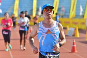 BIB: 91209
                            <button type="button" onclick="openModal(3570595)" class="btn btn-primary btn-sm float-right btn-popup" data-toggle="modal" data-target=".modal-high-quality">
                        <i class="fas fa-shopping-cart"></i> Add to Cart
                    </button>
                                            <button type="button" onclick="isThisMe(3570595, true)" class="btn btn-success btn-sm float-right btn-popup btn-isme hidden" data-toggle="tooltip" data-placement="bottom" title="นี่คือรูปของคุณใช่ไหม คลิกที่นี่เพื่อเอาเข้าอัลบั้ม">
                        <i class="fas fa-plus"></i> Add to album
                    </button>
                    <button type="button" onclick="isThisMe(3570595, false)" class="btn btn-warning btn-sm float-right btn-popup btn-isnotme hidden">
                        <i class="fas fa-ban"></i> Remove from album
                    </button>