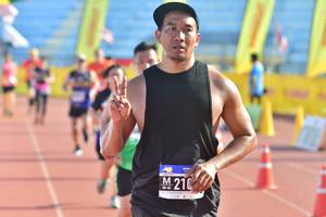 BIB: 210
                            <button type="button" onclick="openModal(3570102)" class="btn btn-primary btn-sm float-right btn-popup" data-toggle="modal" data-target=".modal-high-quality">
                        <i class="fas fa-shopping-cart"></i> Add to Cart
                    </button>
                                            <button type="button" onclick="isThisMe(3570102, true)" class="btn btn-success btn-sm float-right btn-popup btn-isme hidden" data-toggle="tooltip" data-placement="bottom" title="นี่คือรูปของคุณใช่ไหม คลิกที่นี่เพื่อเอาเข้าอัลบั้ม">
                        <i class="fas fa-plus"></i> Add to album
                    </button>
                    <button type="button" onclick="isThisMe(3570102, false)" class="btn btn-warning btn-sm float-right btn-popup btn-isnotme hidden">
                        <i class="fas fa-ban"></i> Remove from album
                    </button>