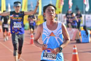 BIB: 20290
                            <button type="button" onclick="openModal(3555645)" class="btn btn-primary btn-sm float-right btn-popup" data-toggle="modal" data-target=".modal-high-quality">
                        <i class="fas fa-shopping-cart"></i> Add to Cart
                    </button>
                                            <button type="button" onclick="isThisMe(3555645, true)" class="btn btn-success btn-sm float-right btn-popup btn-isme hidden" data-toggle="tooltip" data-placement="bottom" title="นี่คือรูปของคุณใช่ไหม คลิกที่นี่เพื่อเอาเข้าอัลบั้ม">
                        <i class="fas fa-plus"></i> Add to album
                    </button>
                    <button type="button" onclick="isThisMe(3555645, false)" class="btn btn-warning btn-sm float-right btn-popup btn-isnotme hidden">
                        <i class="fas fa-ban"></i> Remove from album
                    </button>