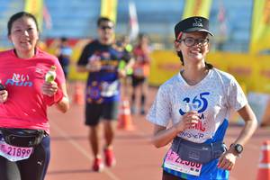 BIB: 21899, 
                            <button type="button" onclick="openModal(3572923)" class="btn btn-primary btn-sm float-right btn-popup" data-toggle="modal" data-target=".modal-high-quality">
                        <i class="fas fa-shopping-cart"></i> Add to Cart
                    </button>
                                            <button type="button" onclick="isThisMe(3572923, true)" class="btn btn-success btn-sm float-right btn-popup btn-isme hidden" data-toggle="tooltip" data-placement="bottom" title="นี่คือรูปของคุณใช่ไหม คลิกที่นี่เพื่อเอาเข้าอัลบั้ม">
                        <i class="fas fa-plus"></i> Add to album
                    </button>
                    <button type="button" onclick="isThisMe(3572923, false)" class="btn btn-warning btn-sm float-right btn-popup btn-isnotme hidden">
                        <i class="fas fa-ban"></i> Remove from album
                    </button>