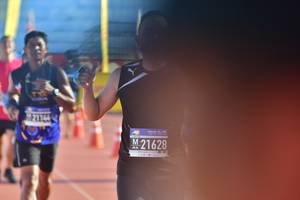 BIB: 21628
                            <button type="button" onclick="openModal(3556132)" class="btn btn-primary btn-sm float-right btn-popup" data-toggle="modal" data-target=".modal-high-quality">
                        <i class="fas fa-shopping-cart"></i> Add to Cart
                    </button>
                                            <button type="button" onclick="isThisMe(3556132, true)" class="btn btn-success btn-sm float-right btn-popup btn-isme hidden" data-toggle="tooltip" data-placement="bottom" title="นี่คือรูปของคุณใช่ไหม คลิกที่นี่เพื่อเอาเข้าอัลบั้ม">
                        <i class="fas fa-plus"></i> Add to album
                    </button>
                    <button type="button" onclick="isThisMe(3556132, false)" class="btn btn-warning btn-sm float-right btn-popup btn-isnotme hidden">
                        <i class="fas fa-ban"></i> Remove from album
                    </button>