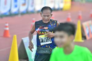 BIB: 0132
                            <button type="button" onclick="openModal(3540403)" class="btn btn-primary btn-sm float-right btn-popup" data-toggle="modal" data-target=".modal-high-quality">
                        <i class="fas fa-shopping-cart"></i> Add to Cart
                    </button>
                                            <button type="button" onclick="isThisMe(3540403, true)" class="btn btn-success btn-sm float-right btn-popup btn-isme hidden" data-toggle="tooltip" data-placement="bottom" title="นี่คือรูปของคุณใช่ไหม คลิกที่นี่เพื่อเอาเข้าอัลบั้ม">
                        <i class="fas fa-plus"></i> Add to album
                    </button>
                    <button type="button" onclick="isThisMe(3540403, false)" class="btn btn-warning btn-sm float-right btn-popup btn-isnotme hidden">
                        <i class="fas fa-ban"></i> Remove from album
                    </button>