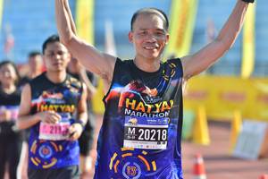 BIB: 219, 0218
                            <button type="button" onclick="openModal(3569775)" class="btn btn-primary btn-sm float-right btn-popup" data-toggle="modal" data-target=".modal-high-quality">
                        <i class="fas fa-shopping-cart"></i> Add to Cart
                    </button>
                                            <button type="button" onclick="isThisMe(3569775, true)" class="btn btn-success btn-sm float-right btn-popup btn-isme hidden" data-toggle="tooltip" data-placement="bottom" title="นี่คือรูปของคุณใช่ไหม คลิกที่นี่เพื่อเอาเข้าอัลบั้ม">
                        <i class="fas fa-plus"></i> Add to album
                    </button>
                    <button type="button" onclick="isThisMe(3569775, false)" class="btn btn-warning btn-sm float-right btn-popup btn-isnotme hidden">
                        <i class="fas fa-ban"></i> Remove from album
                    </button>