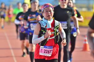 BIB: 22613
                            <button type="button" onclick="openModal(3573931)" class="btn btn-primary btn-sm float-right btn-popup" data-toggle="modal" data-target=".modal-high-quality">
                        <i class="fas fa-shopping-cart"></i> Add to Cart
                    </button>
                                            <button type="button" onclick="isThisMe(3573931, true)" class="btn btn-success btn-sm float-right btn-popup btn-isme hidden" data-toggle="tooltip" data-placement="bottom" title="นี่คือรูปของคุณใช่ไหม คลิกที่นี่เพื่อเอาเข้าอัลบั้ม">
                        <i class="fas fa-plus"></i> Add to album
                    </button>
                    <button type="button" onclick="isThisMe(3573931, false)" class="btn btn-warning btn-sm float-right btn-popup btn-isnotme hidden">
                        <i class="fas fa-ban"></i> Remove from album
                    </button>