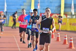 BIB: 2162
                            <button type="button" onclick="openModal(3557995)" class="btn btn-primary btn-sm float-right btn-popup" data-toggle="modal" data-target=".modal-high-quality">
                        <i class="fas fa-shopping-cart"></i> Add to Cart
                    </button>
                                            <button type="button" onclick="isThisMe(3557995, true)" class="btn btn-success btn-sm float-right btn-popup btn-isme hidden" data-toggle="tooltip" data-placement="bottom" title="นี่คือรูปของคุณใช่ไหม คลิกที่นี่เพื่อเอาเข้าอัลบั้ม">
                        <i class="fas fa-plus"></i> Add to album
                    </button>
                    <button type="button" onclick="isThisMe(3557995, false)" class="btn btn-warning btn-sm float-right btn-popup btn-isnotme hidden">
                        <i class="fas fa-ban"></i> Remove from album
                    </button>