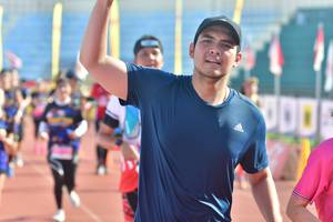 BIB: 
                            <button type="button" onclick="openModal(3585567)" class="btn btn-primary btn-sm float-right btn-popup" data-toggle="modal" data-target=".modal-high-quality">
                        <i class="fas fa-shopping-cart"></i> Add to Cart
                    </button>
                                            <button type="button" onclick="isThisMe(3585567, true)" class="btn btn-success btn-sm float-right btn-popup btn-isme hidden" data-toggle="tooltip" data-placement="bottom" title="นี่คือรูปของคุณใช่ไหม คลิกที่นี่เพื่อเอาเข้าอัลบั้ม">
                        <i class="fas fa-plus"></i> Add to album
                    </button>
                    <button type="button" onclick="isThisMe(3585567, false)" class="btn btn-warning btn-sm float-right btn-popup btn-isnotme hidden">
                        <i class="fas fa-ban"></i> Remove from album
                    </button>