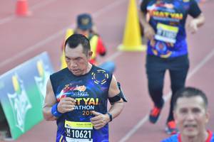 BIB: 201, 10621
                            <button type="button" onclick="openModal(3535087)" class="btn btn-primary btn-sm float-right btn-popup" data-toggle="modal" data-target=".modal-high-quality">
                        <i class="fas fa-shopping-cart"></i> Add to Cart
                    </button>
                                            <button type="button" onclick="isThisMe(3535087, true)" class="btn btn-success btn-sm float-right btn-popup btn-isme hidden" data-toggle="tooltip" data-placement="bottom" title="นี่คือรูปของคุณใช่ไหม คลิกที่นี่เพื่อเอาเข้าอัลบั้ม">
                        <i class="fas fa-plus"></i> Add to album
                    </button>
                    <button type="button" onclick="isThisMe(3535087, false)" class="btn btn-warning btn-sm float-right btn-popup btn-isnotme hidden">
                        <i class="fas fa-ban"></i> Remove from album
                    </button>