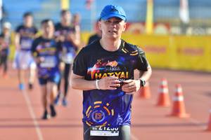 BIB: 
                            <button type="button" onclick="openModal(3570025)" class="btn btn-primary btn-sm float-right btn-popup" data-toggle="modal" data-target=".modal-high-quality">
                        <i class="fas fa-shopping-cart"></i> Add to Cart
                    </button>
                                            <button type="button" onclick="isThisMe(3570025, true)" class="btn btn-success btn-sm float-right btn-popup btn-isme hidden" data-toggle="tooltip" data-placement="bottom" title="นี่คือรูปของคุณใช่ไหม คลิกที่นี่เพื่อเอาเข้าอัลบั้ม">
                        <i class="fas fa-plus"></i> Add to album
                    </button>
                    <button type="button" onclick="isThisMe(3570025, false)" class="btn btn-warning btn-sm float-right btn-popup btn-isnotme hidden">
                        <i class="fas fa-ban"></i> Remove from album
                    </button>