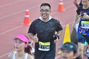 BIB: 1025, 11240
                            <button type="button" onclick="openModal(3535432)" class="btn btn-primary btn-sm float-right btn-popup" data-toggle="modal" data-target=".modal-high-quality">
                        <i class="fas fa-shopping-cart"></i> Add to Cart
                    </button>
                                            <button type="button" onclick="isThisMe(3535432, true)" class="btn btn-success btn-sm float-right btn-popup btn-isme hidden" data-toggle="tooltip" data-placement="bottom" title="นี่คือรูปของคุณใช่ไหม คลิกที่นี่เพื่อเอาเข้าอัลบั้ม">
                        <i class="fas fa-plus"></i> Add to album
                    </button>
                    <button type="button" onclick="isThisMe(3535432, false)" class="btn btn-warning btn-sm float-right btn-popup btn-isnotme hidden">
                        <i class="fas fa-ban"></i> Remove from album
                    </button>