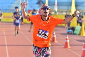 BIB: 20472, 
                            <button type="button" onclick="openModal(3553327)" class="btn btn-primary btn-sm float-right btn-popup" data-toggle="modal" data-target=".modal-high-quality">
                        <i class="fas fa-shopping-cart"></i> Add to Cart
                    </button>
                                            <button type="button" onclick="isThisMe(3553327, true)" class="btn btn-success btn-sm float-right btn-popup btn-isme hidden" data-toggle="tooltip" data-placement="bottom" title="นี่คือรูปของคุณใช่ไหม คลิกที่นี่เพื่อเอาเข้าอัลบั้ม">
                        <i class="fas fa-plus"></i> Add to album
                    </button>
                    <button type="button" onclick="isThisMe(3553327, false)" class="btn btn-warning btn-sm float-right btn-popup btn-isnotme hidden">
                        <i class="fas fa-ban"></i> Remove from album
                    </button>