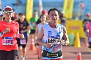 BIB: 22101, 2086
                            <button type="button" onclick="openModal(3554224)" class="btn btn-primary btn-sm float-right btn-popup" data-toggle="modal" data-target=".modal-high-quality">
                        <i class="fas fa-shopping-cart"></i> Add to Cart
                    </button>
                                            <button type="button" onclick="isThisMe(3554224, true)" class="btn btn-success btn-sm float-right btn-popup btn-isme hidden" data-toggle="tooltip" data-placement="bottom" title="นี่คือรูปของคุณใช่ไหม คลิกที่นี่เพื่อเอาเข้าอัลบั้ม">
                        <i class="fas fa-plus"></i> Add to album
                    </button>
                    <button type="button" onclick="isThisMe(3554224, false)" class="btn btn-warning btn-sm float-right btn-popup btn-isnotme hidden">
                        <i class="fas fa-ban"></i> Remove from album
                    </button>