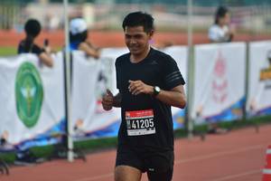 BIB: 41205
                            <button type="button" onclick="openModal(3532191)" class="btn btn-primary btn-sm float-right btn-popup" data-toggle="modal" data-target=".modal-high-quality">
                        <i class="fas fa-shopping-cart"></i> Add to Cart
                    </button>
                                            <button type="button" onclick="isThisMe(3532191, true)" class="btn btn-success btn-sm float-right btn-popup btn-isme hidden" data-toggle="tooltip" data-placement="bottom" title="นี่คือรูปของคุณใช่ไหม คลิกที่นี่เพื่อเอาเข้าอัลบั้ม">
                        <i class="fas fa-plus"></i> Add to album
                    </button>
                    <button type="button" onclick="isThisMe(3532191, false)" class="btn btn-warning btn-sm float-right btn-popup btn-isnotme hidden">
                        <i class="fas fa-ban"></i> Remove from album
                    </button>