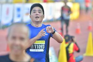 BIB: 11093
                            <button type="button" onclick="openModal(3538032)" class="btn btn-primary btn-sm float-right btn-popup" data-toggle="modal" data-target=".modal-high-quality">
                        <i class="fas fa-shopping-cart"></i> Add to Cart
                    </button>
                                            <button type="button" onclick="isThisMe(3538032, true)" class="btn btn-success btn-sm float-right btn-popup btn-isme hidden" data-toggle="tooltip" data-placement="bottom" title="นี่คือรูปของคุณใช่ไหม คลิกที่นี่เพื่อเอาเข้าอัลบั้ม">
                        <i class="fas fa-plus"></i> Add to album
                    </button>
                    <button type="button" onclick="isThisMe(3538032, false)" class="btn btn-warning btn-sm float-right btn-popup btn-isnotme hidden">
                        <i class="fas fa-ban"></i> Remove from album
                    </button>