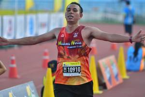 BIB: 10910
                            <button type="button" onclick="openModal(3532784)" class="btn btn-primary btn-sm float-right btn-popup" data-toggle="modal" data-target=".modal-high-quality">
                        <i class="fas fa-shopping-cart"></i> Add to Cart
                    </button>
                                            <button type="button" onclick="isThisMe(3532784, true)" class="btn btn-success btn-sm float-right btn-popup btn-isme hidden" data-toggle="tooltip" data-placement="bottom" title="นี่คือรูปของคุณใช่ไหม คลิกที่นี่เพื่อเอาเข้าอัลบั้ม">
                        <i class="fas fa-plus"></i> Add to album
                    </button>
                    <button type="button" onclick="isThisMe(3532784, false)" class="btn btn-warning btn-sm float-right btn-popup btn-isnotme hidden">
                        <i class="fas fa-ban"></i> Remove from album
                    </button>