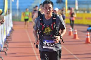 BIB: 20244
                            <button type="button" onclick="openModal(3567795)" class="btn btn-primary btn-sm float-right btn-popup" data-toggle="modal" data-target=".modal-high-quality">
                        <i class="fas fa-shopping-cart"></i> Add to Cart
                    </button>
                                            <button type="button" onclick="isThisMe(3567795, true)" class="btn btn-success btn-sm float-right btn-popup btn-isme hidden" data-toggle="tooltip" data-placement="bottom" title="นี่คือรูปของคุณใช่ไหม คลิกที่นี่เพื่อเอาเข้าอัลบั้ม">
                        <i class="fas fa-plus"></i> Add to album
                    </button>
                    <button type="button" onclick="isThisMe(3567795, false)" class="btn btn-warning btn-sm float-right btn-popup btn-isnotme hidden">
                        <i class="fas fa-ban"></i> Remove from album
                    </button>