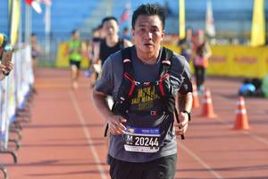 BIB: 20244
                            <button type="button" onclick="openModal(3567812)" class="btn btn-primary btn-sm float-right btn-popup" data-toggle="modal" data-target=".modal-high-quality">
                        <i class="fas fa-shopping-cart"></i> Add to Cart
                    </button>
                                            <button type="button" onclick="isThisMe(3567812, true)" class="btn btn-success btn-sm float-right btn-popup btn-isme hidden" data-toggle="tooltip" data-placement="bottom" title="นี่คือรูปของคุณใช่ไหม คลิกที่นี่เพื่อเอาเข้าอัลบั้ม">
                        <i class="fas fa-plus"></i> Add to album
                    </button>
                    <button type="button" onclick="isThisMe(3567812, false)" class="btn btn-warning btn-sm float-right btn-popup btn-isnotme hidden">
                        <i class="fas fa-ban"></i> Remove from album
                    </button>