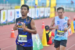 BIB: 201, 10956, 10731
                            <button type="button" onclick="openModal(3532600)" class="btn btn-primary btn-sm float-right btn-popup" data-toggle="modal" data-target=".modal-high-quality">
                        <i class="fas fa-shopping-cart"></i> Add to Cart
                    </button>
                                            <button type="button" onclick="isThisMe(3532600, true)" class="btn btn-success btn-sm float-right btn-popup btn-isme hidden" data-toggle="tooltip" data-placement="bottom" title="นี่คือรูปของคุณใช่ไหม คลิกที่นี่เพื่อเอาเข้าอัลบั้ม">
                        <i class="fas fa-plus"></i> Add to album
                    </button>
                    <button type="button" onclick="isThisMe(3532600, false)" class="btn btn-warning btn-sm float-right btn-popup btn-isnotme hidden">
                        <i class="fas fa-ban"></i> Remove from album
                    </button>