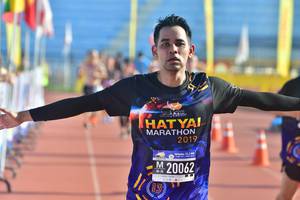 BIB: 2019, 20062
                            <button type="button" onclick="openModal(3557983)" class="btn btn-primary btn-sm float-right btn-popup" data-toggle="modal" data-target=".modal-high-quality">
                        <i class="fas fa-shopping-cart"></i> Add to Cart
                    </button>
                                            <button type="button" onclick="isThisMe(3557983, true)" class="btn btn-success btn-sm float-right btn-popup btn-isme hidden" data-toggle="tooltip" data-placement="bottom" title="นี่คือรูปของคุณใช่ไหม คลิกที่นี่เพื่อเอาเข้าอัลบั้ม">
                        <i class="fas fa-plus"></i> Add to album
                    </button>
                    <button type="button" onclick="isThisMe(3557983, false)" class="btn btn-warning btn-sm float-right btn-popup btn-isnotme hidden">
                        <i class="fas fa-ban"></i> Remove from album
                    </button>