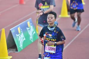 BIB: 12398
                            <button type="button" onclick="openModal(3535417)" class="btn btn-primary btn-sm float-right btn-popup" data-toggle="modal" data-target=".modal-high-quality">
                        <i class="fas fa-shopping-cart"></i> Add to Cart
                    </button>
                                            <button type="button" onclick="isThisMe(3535417, true)" class="btn btn-success btn-sm float-right btn-popup btn-isme hidden" data-toggle="tooltip" data-placement="bottom" title="นี่คือรูปของคุณใช่ไหม คลิกที่นี่เพื่อเอาเข้าอัลบั้ม">
                        <i class="fas fa-plus"></i> Add to album
                    </button>
                    <button type="button" onclick="isThisMe(3535417, false)" class="btn btn-warning btn-sm float-right btn-popup btn-isnotme hidden">
                        <i class="fas fa-ban"></i> Remove from album
                    </button>