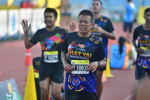 BIB: 10379, 10835
                            <button type="button" onclick="openModal(3536250)" class="btn btn-primary btn-sm float-right btn-popup" data-toggle="modal" data-target=".modal-high-quality">
                        <i class="fas fa-shopping-cart"></i> Add to Cart
                    </button>
                                            <button type="button" onclick="isThisMe(3536250, true)" class="btn btn-success btn-sm float-right btn-popup btn-isme hidden" data-toggle="tooltip" data-placement="bottom" title="นี่คือรูปของคุณใช่ไหม คลิกที่นี่เพื่อเอาเข้าอัลบั้ม">
                        <i class="fas fa-plus"></i> Add to album
                    </button>
                    <button type="button" onclick="isThisMe(3536250, false)" class="btn btn-warning btn-sm float-right btn-popup btn-isnotme hidden">
                        <i class="fas fa-ban"></i> Remove from album
                    </button>