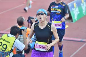 BIB: 12341, 1266
                            <button type="button" onclick="openModal(3540404)" class="btn btn-primary btn-sm float-right btn-popup" data-toggle="modal" data-target=".modal-high-quality">
                        <i class="fas fa-shopping-cart"></i> Add to Cart
                    </button>
                                            <button type="button" onclick="isThisMe(3540404, true)" class="btn btn-success btn-sm float-right btn-popup btn-isme hidden" data-toggle="tooltip" data-placement="bottom" title="นี่คือรูปของคุณใช่ไหม คลิกที่นี่เพื่อเอาเข้าอัลบั้ม">
                        <i class="fas fa-plus"></i> Add to album
                    </button>
                    <button type="button" onclick="isThisMe(3540404, false)" class="btn btn-warning btn-sm float-right btn-popup btn-isnotme hidden">
                        <i class="fas fa-ban"></i> Remove from album
                    </button>