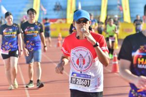 BIB: 20601
                            <button type="button" onclick="openModal(3553026)" class="btn btn-primary btn-sm float-right btn-popup" data-toggle="modal" data-target=".modal-high-quality">
                        <i class="fas fa-shopping-cart"></i> Add to Cart
                    </button>
                                            <button type="button" onclick="isThisMe(3553026, true)" class="btn btn-success btn-sm float-right btn-popup btn-isme hidden" data-toggle="tooltip" data-placement="bottom" title="นี่คือรูปของคุณใช่ไหม คลิกที่นี่เพื่อเอาเข้าอัลบั้ม">
                        <i class="fas fa-plus"></i> Add to album
                    </button>
                    <button type="button" onclick="isThisMe(3553026, false)" class="btn btn-warning btn-sm float-right btn-popup btn-isnotme hidden">
                        <i class="fas fa-ban"></i> Remove from album
                    </button>