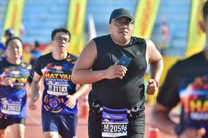 BIB: 1183, 205
                            <button type="button" onclick="openModal(3579773)" class="btn btn-primary btn-sm float-right btn-popup" data-toggle="modal" data-target=".modal-high-quality">
                        <i class="fas fa-shopping-cart"></i> Add to Cart
                    </button>
                                            <button type="button" onclick="isThisMe(3579773, true)" class="btn btn-success btn-sm float-right btn-popup btn-isme hidden" data-toggle="tooltip" data-placement="bottom" title="นี่คือรูปของคุณใช่ไหม คลิกที่นี่เพื่อเอาเข้าอัลบั้ม">
                        <i class="fas fa-plus"></i> Add to album
                    </button>
                    <button type="button" onclick="isThisMe(3579773, false)" class="btn btn-warning btn-sm float-right btn-popup btn-isnotme hidden">
                        <i class="fas fa-ban"></i> Remove from album
                    </button>