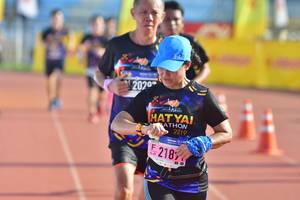 BIB: 2020, 2187
                            <button type="button" onclick="openModal(3572125)" class="btn btn-primary btn-sm float-right btn-popup" data-toggle="modal" data-target=".modal-high-quality">
                        <i class="fas fa-shopping-cart"></i> Add to Cart
                    </button>
                                            <button type="button" onclick="isThisMe(3572125, true)" class="btn btn-success btn-sm float-right btn-popup btn-isme hidden" data-toggle="tooltip" data-placement="bottom" title="นี่คือรูปของคุณใช่ไหม คลิกที่นี่เพื่อเอาเข้าอัลบั้ม">
                        <i class="fas fa-plus"></i> Add to album
                    </button>
                    <button type="button" onclick="isThisMe(3572125, false)" class="btn btn-warning btn-sm float-right btn-popup btn-isnotme hidden">
                        <i class="fas fa-ban"></i> Remove from album
                    </button>