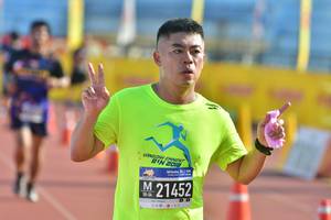 BIB: 21452
                            <button type="button" onclick="openModal(3570172)" class="btn btn-primary btn-sm float-right btn-popup" data-toggle="modal" data-target=".modal-high-quality">
                        <i class="fas fa-shopping-cart"></i> Add to Cart
                    </button>
                                            <button type="button" onclick="isThisMe(3570172, true)" class="btn btn-success btn-sm float-right btn-popup btn-isme hidden" data-toggle="tooltip" data-placement="bottom" title="นี่คือรูปของคุณใช่ไหม คลิกที่นี่เพื่อเอาเข้าอัลบั้ม">
                        <i class="fas fa-plus"></i> Add to album
                    </button>
                    <button type="button" onclick="isThisMe(3570172, false)" class="btn btn-warning btn-sm float-right btn-popup btn-isnotme hidden">
                        <i class="fas fa-ban"></i> Remove from album
                    </button>