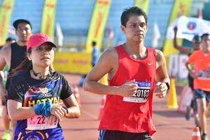 BIB: 0183
                            <button type="button" onclick="openModal(3570351)" class="btn btn-primary btn-sm float-right btn-popup" data-toggle="modal" data-target=".modal-high-quality">
                        <i class="fas fa-shopping-cart"></i> Add to Cart
                    </button>
                                            <button type="button" onclick="isThisMe(3570351, true)" class="btn btn-success btn-sm float-right btn-popup btn-isme hidden" data-toggle="tooltip" data-placement="bottom" title="นี่คือรูปของคุณใช่ไหม คลิกที่นี่เพื่อเอาเข้าอัลบั้ม">
                        <i class="fas fa-plus"></i> Add to album
                    </button>
                    <button type="button" onclick="isThisMe(3570351, false)" class="btn btn-warning btn-sm float-right btn-popup btn-isnotme hidden">
                        <i class="fas fa-ban"></i> Remove from album
                    </button>