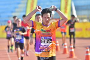 BIB: 20504
                            <button type="button" onclick="openModal(3570476)" class="btn btn-primary btn-sm float-right btn-popup" data-toggle="modal" data-target=".modal-high-quality">
                        <i class="fas fa-shopping-cart"></i> Add to Cart
                    </button>
                                            <button type="button" onclick="isThisMe(3570476, true)" class="btn btn-success btn-sm float-right btn-popup btn-isme hidden" data-toggle="tooltip" data-placement="bottom" title="นี่คือรูปของคุณใช่ไหม คลิกที่นี่เพื่อเอาเข้าอัลบั้ม">
                        <i class="fas fa-plus"></i> Add to album
                    </button>
                    <button type="button" onclick="isThisMe(3570476, false)" class="btn btn-warning btn-sm float-right btn-popup btn-isnotme hidden">
                        <i class="fas fa-ban"></i> Remove from album
                    </button>