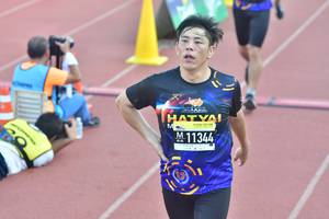 BIB: 11344
                            <button type="button" onclick="openModal(3535378)" class="btn btn-primary btn-sm float-right btn-popup" data-toggle="modal" data-target=".modal-high-quality">
                        <i class="fas fa-shopping-cart"></i> Add to Cart
                    </button>
                                            <button type="button" onclick="isThisMe(3535378, true)" class="btn btn-success btn-sm float-right btn-popup btn-isme hidden" data-toggle="tooltip" data-placement="bottom" title="นี่คือรูปของคุณใช่ไหม คลิกที่นี่เพื่อเอาเข้าอัลบั้ม">
                        <i class="fas fa-plus"></i> Add to album
                    </button>
                    <button type="button" onclick="isThisMe(3535378, false)" class="btn btn-warning btn-sm float-right btn-popup btn-isnotme hidden">
                        <i class="fas fa-ban"></i> Remove from album
                    </button>