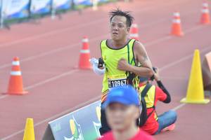 BIB: 10967
                            <button type="button" onclick="openModal(3538435)" class="btn btn-primary btn-sm float-right btn-popup" data-toggle="modal" data-target=".modal-high-quality">
                        <i class="fas fa-shopping-cart"></i> Add to Cart
                    </button>
                                            <button type="button" onclick="isThisMe(3538435, true)" class="btn btn-success btn-sm float-right btn-popup btn-isme hidden" data-toggle="tooltip" data-placement="bottom" title="นี่คือรูปของคุณใช่ไหม คลิกที่นี่เพื่อเอาเข้าอัลบั้ม">
                        <i class="fas fa-plus"></i> Add to album
                    </button>
                    <button type="button" onclick="isThisMe(3538435, false)" class="btn btn-warning btn-sm float-right btn-popup btn-isnotme hidden">
                        <i class="fas fa-ban"></i> Remove from album
                    </button>