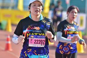 BIB: 211, 22202
                            <button type="button" onclick="openModal(3572454)" class="btn btn-primary btn-sm float-right btn-popup" data-toggle="modal" data-target=".modal-high-quality">
                        <i class="fas fa-shopping-cart"></i> Add to Cart
                    </button>
                                            <button type="button" onclick="isThisMe(3572454, true)" class="btn btn-success btn-sm float-right btn-popup btn-isme hidden" data-toggle="tooltip" data-placement="bottom" title="นี่คือรูปของคุณใช่ไหม คลิกที่นี่เพื่อเอาเข้าอัลบั้ม">
                        <i class="fas fa-plus"></i> Add to album
                    </button>
                    <button type="button" onclick="isThisMe(3572454, false)" class="btn btn-warning btn-sm float-right btn-popup btn-isnotme hidden">
                        <i class="fas fa-ban"></i> Remove from album
                    </button>