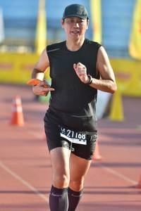 BIB: 100
                            <button type="button" onclick="openModal(3550424)" class="btn btn-primary btn-sm float-right btn-popup" data-toggle="modal" data-target=".modal-high-quality">
                        <i class="fas fa-shopping-cart"></i> Add to Cart
                    </button>
                                            <button type="button" onclick="isThisMe(3550424, true)" class="btn btn-success btn-sm float-right btn-popup btn-isme hidden" data-toggle="tooltip" data-placement="bottom" title="นี่คือรูปของคุณใช่ไหม คลิกที่นี่เพื่อเอาเข้าอัลบั้ม">
                        <i class="fas fa-plus"></i> Add to album
                    </button>
                    <button type="button" onclick="isThisMe(3550424, false)" class="btn btn-warning btn-sm float-right btn-popup btn-isnotme hidden">
                        <i class="fas fa-ban"></i> Remove from album
                    </button>