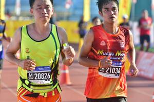 BIB: 2103, 20826
                            <button type="button" onclick="openModal(3555933)" class="btn btn-primary btn-sm float-right btn-popup" data-toggle="modal" data-target=".modal-high-quality">
                        <i class="fas fa-shopping-cart"></i> Add to Cart
                    </button>
                                            <button type="button" onclick="isThisMe(3555933, true)" class="btn btn-success btn-sm float-right btn-popup btn-isme hidden" data-toggle="tooltip" data-placement="bottom" title="นี่คือรูปของคุณใช่ไหม คลิกที่นี่เพื่อเอาเข้าอัลบั้ม">
                        <i class="fas fa-plus"></i> Add to album
                    </button>
                    <button type="button" onclick="isThisMe(3555933, false)" class="btn btn-warning btn-sm float-right btn-popup btn-isnotme hidden">
                        <i class="fas fa-ban"></i> Remove from album
                    </button>