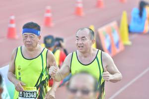 BIB: 10348
                            <button type="button" onclick="openModal(3536334)" class="btn btn-primary btn-sm float-right btn-popup" data-toggle="modal" data-target=".modal-high-quality">
                        <i class="fas fa-shopping-cart"></i> Add to Cart
                    </button>
                                            <button type="button" onclick="isThisMe(3536334, true)" class="btn btn-success btn-sm float-right btn-popup btn-isme hidden" data-toggle="tooltip" data-placement="bottom" title="นี่คือรูปของคุณใช่ไหม คลิกที่นี่เพื่อเอาเข้าอัลบั้ม">
                        <i class="fas fa-plus"></i> Add to album
                    </button>
                    <button type="button" onclick="isThisMe(3536334, false)" class="btn btn-warning btn-sm float-right btn-popup btn-isnotme hidden">
                        <i class="fas fa-ban"></i> Remove from album
                    </button>